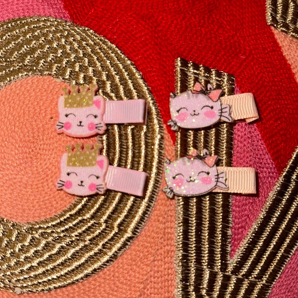 Kitty hair‎ clips